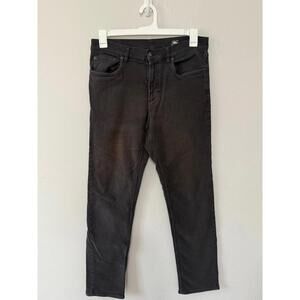 Faherty men’s jeans size 32x32 
Bleach stains on the front